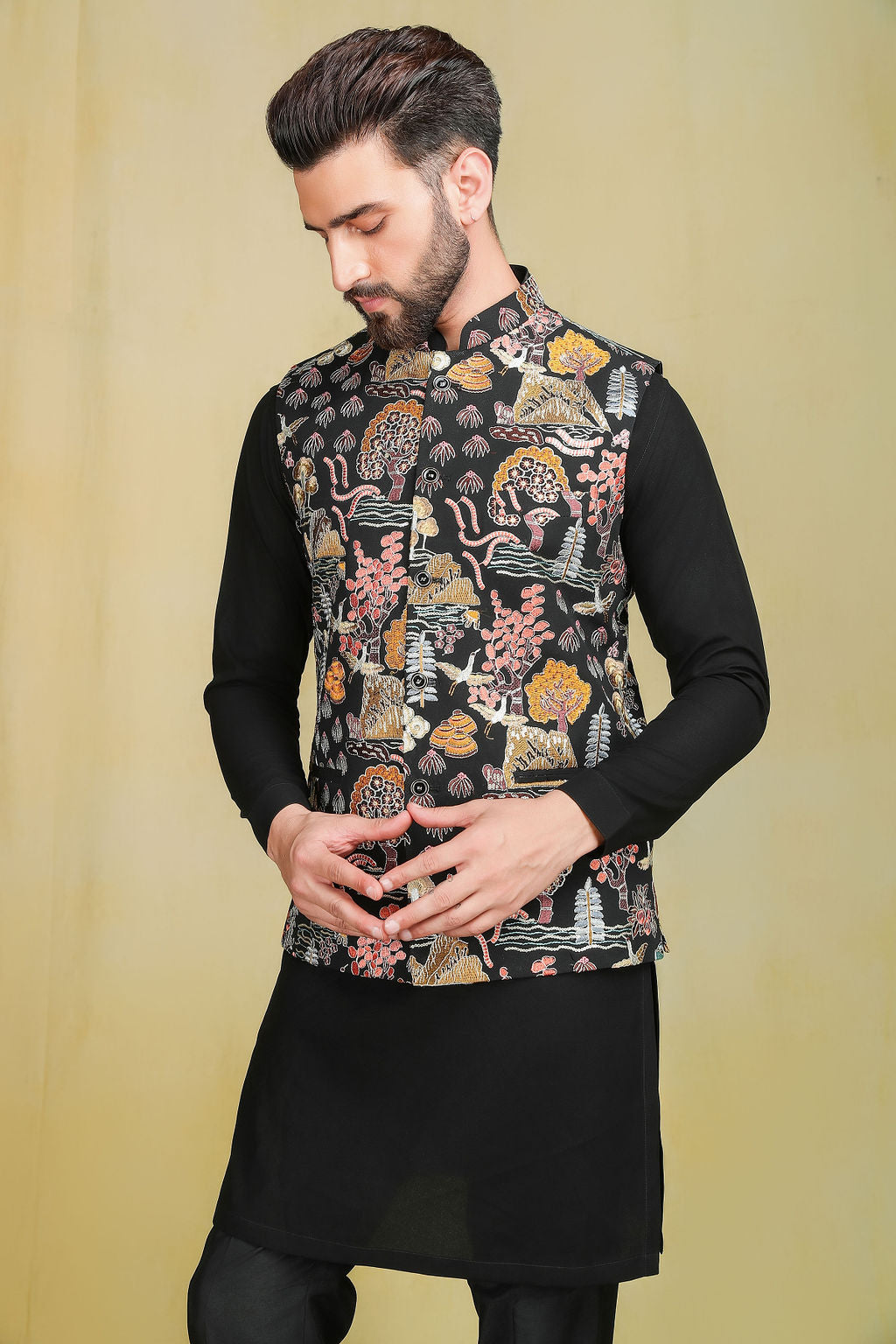 Black kurta set with Embroidery Jacket - The Absolute House Of Design 