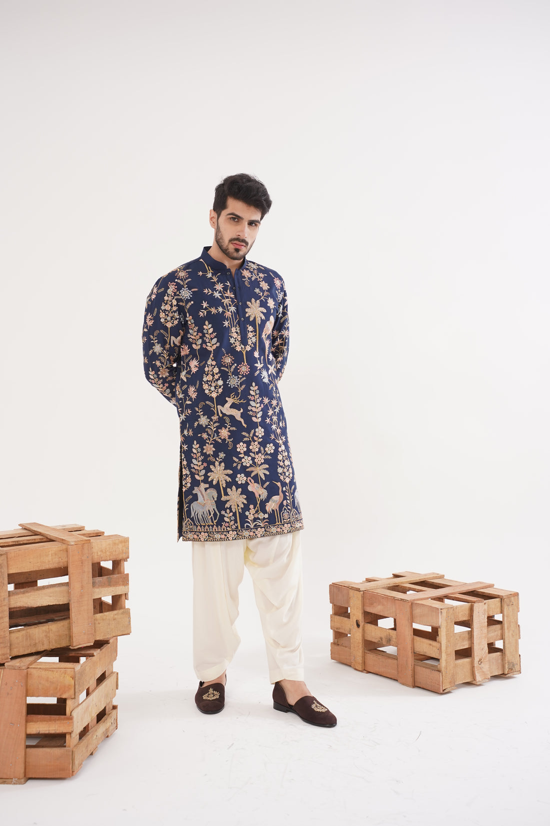NAVY THREADWORK MOTIF KURTA SET